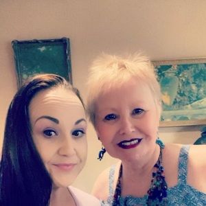 Meet your Posher, Catherine